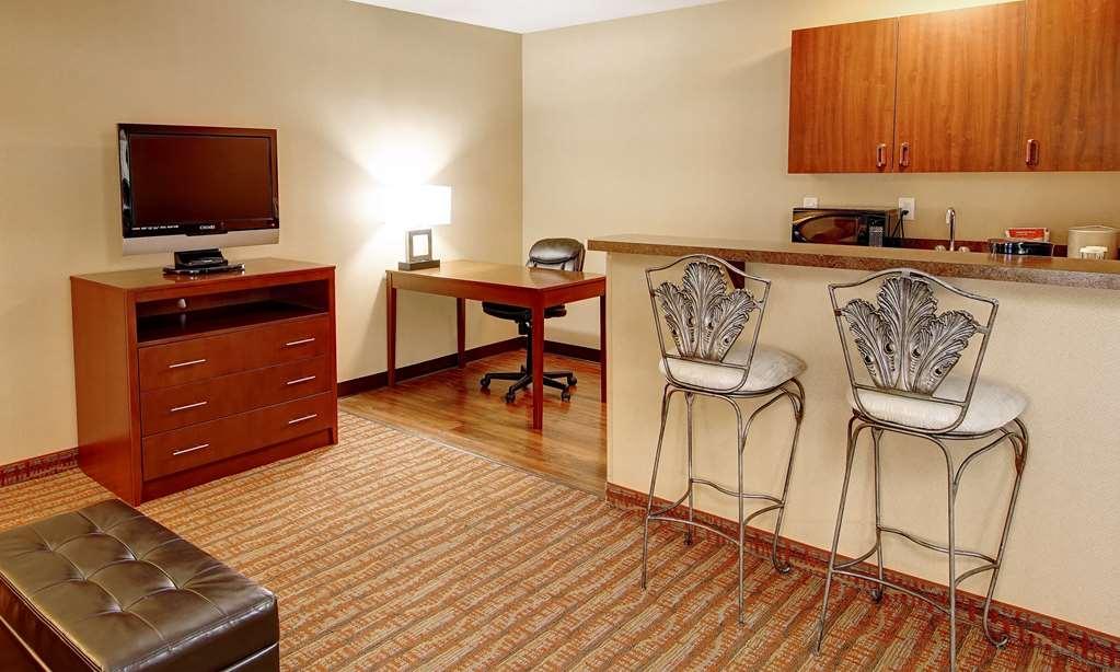 Phoenix Inn Suites Όλμπανι Δωμάτιο φωτογραφία