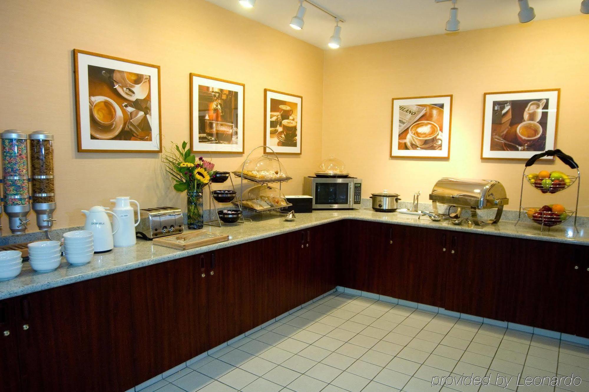 Phoenix Inn Suites Όλμπανι Εστιατόριο φωτογραφία