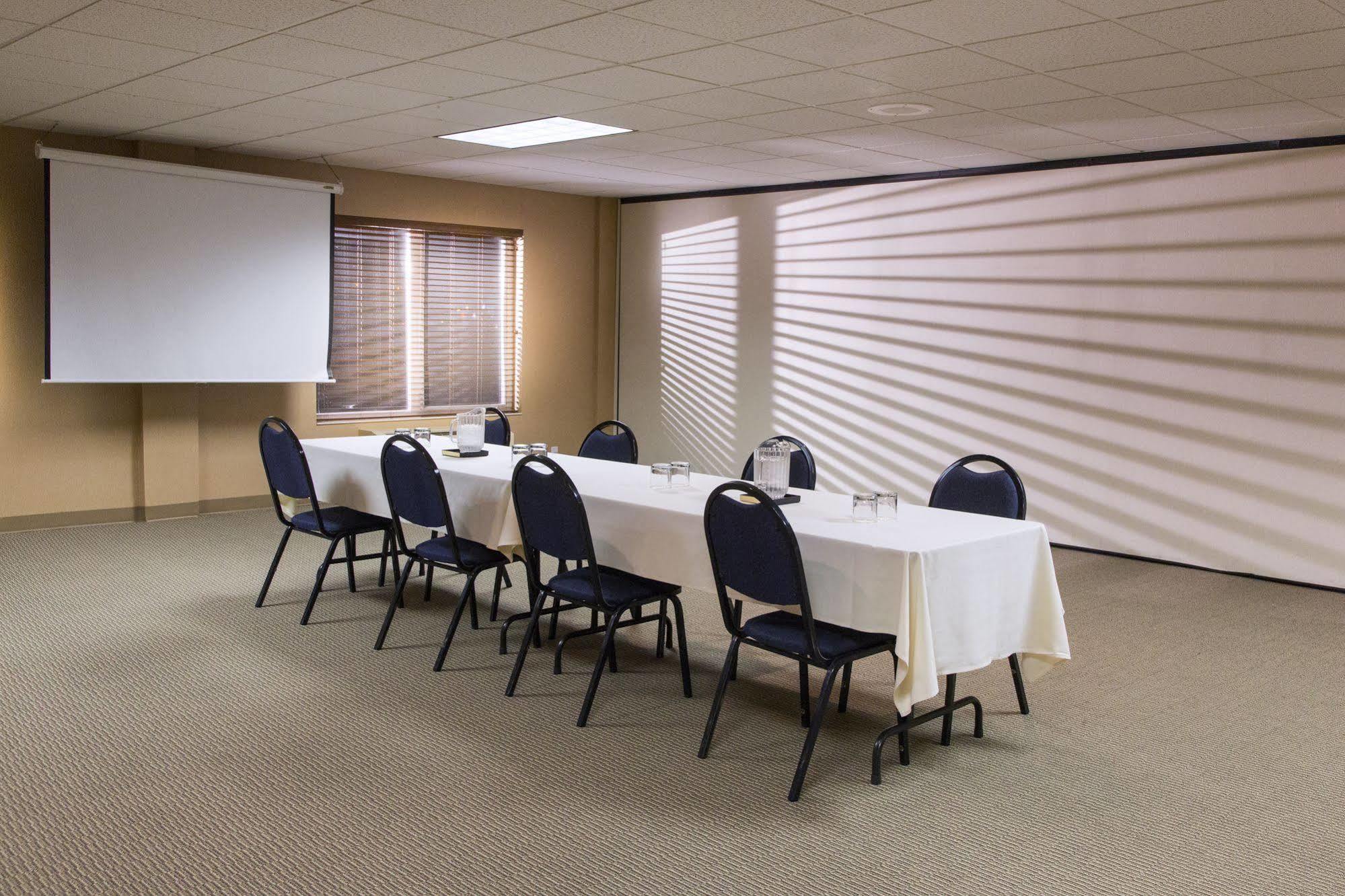 Phoenix Inn Suites Όλμπανι Εξωτερικό φωτογραφία